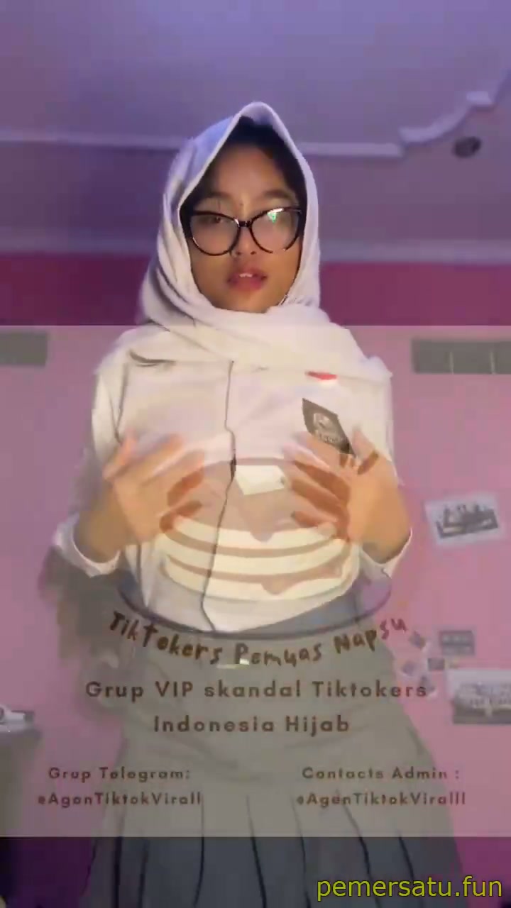 indah_farhail_hijab_jilbab_sange_colmek_(9)_-_Lulustream.mp4