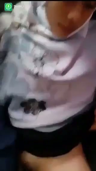 Hijab Polos Di Entod Di Mobil