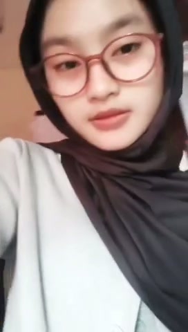 Ukhti Hijab Cantik Paling Jago Bikin Sange - DoodStream - PoopHD - PoopHD.mp4