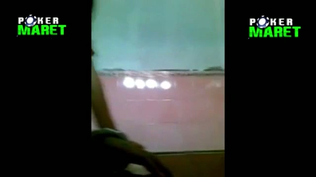 Viral b0c1l ng3nt0t di kamar mandi