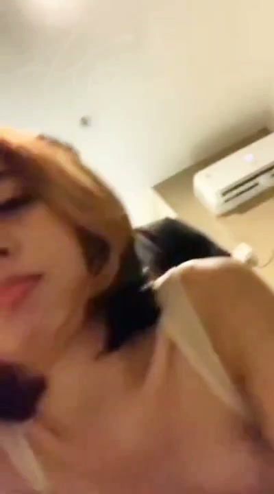 Genjot Pacarku Cewek Bondol Sambil Kiss2