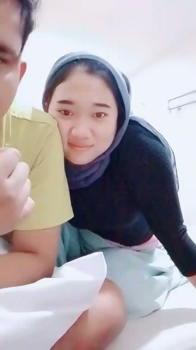 Kakak adik hijab ngew3 sama2 keniikmatan