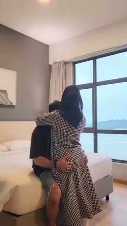 DI HOTEL BARENG AYANG