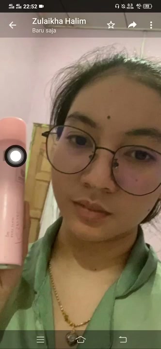 Omek pake botol parfum - DoodStream - DoodStream