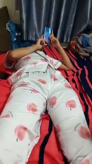 Fatmazaa2 lagi ena rebahan malah dimainin