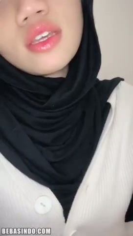 Hijab cantik pink sangean