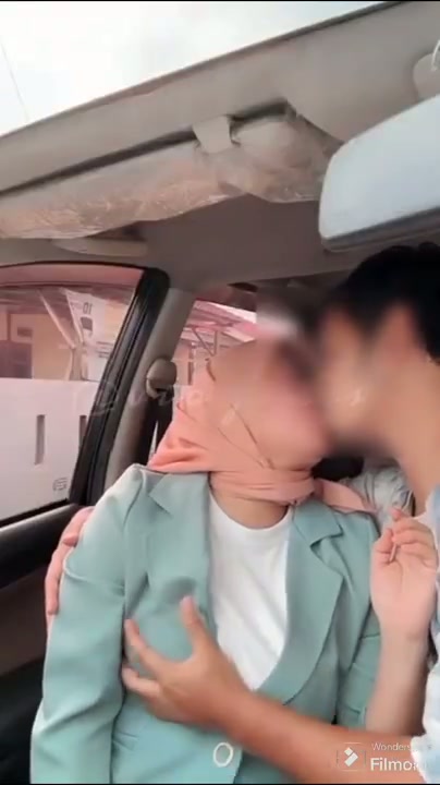 Jilbab Eksib Sextape Crot Diluar