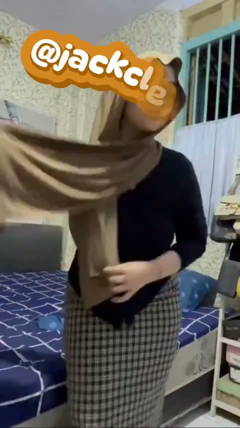 update terbaru bu guru salsa 17.mp4