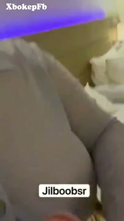 Bokep konten tante yona jilboobsr suka bj - XBokepFb