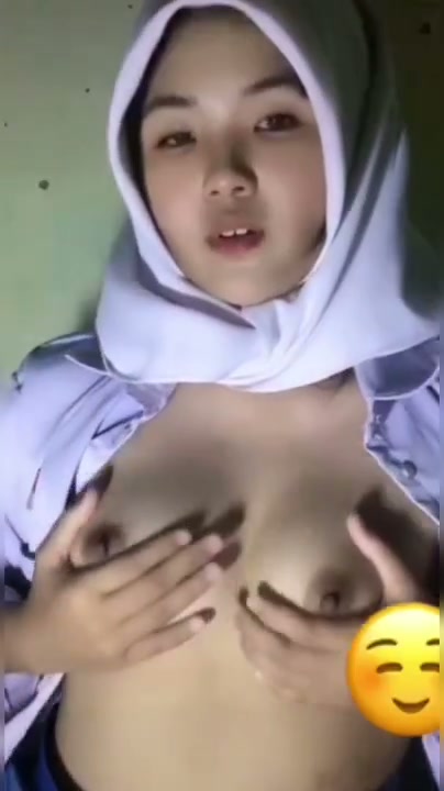 Hijab Chindo show memek part 2 - DoodStream - PoopHD