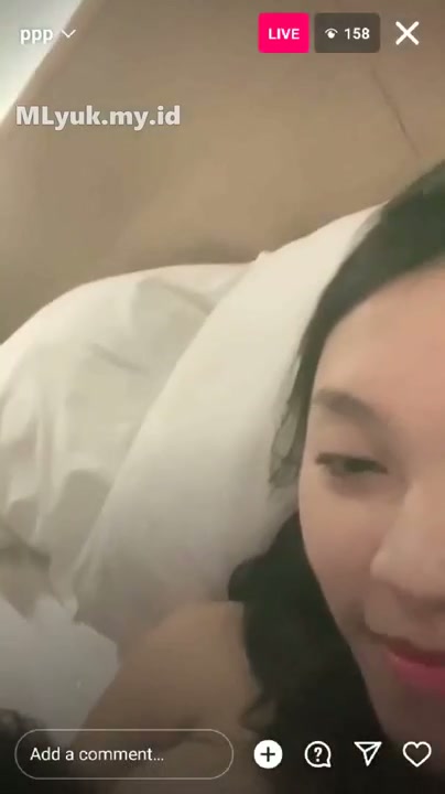 Laras Bali terbaru Toket gedenya idaman pascol Digrepe Pacar Di Hotel