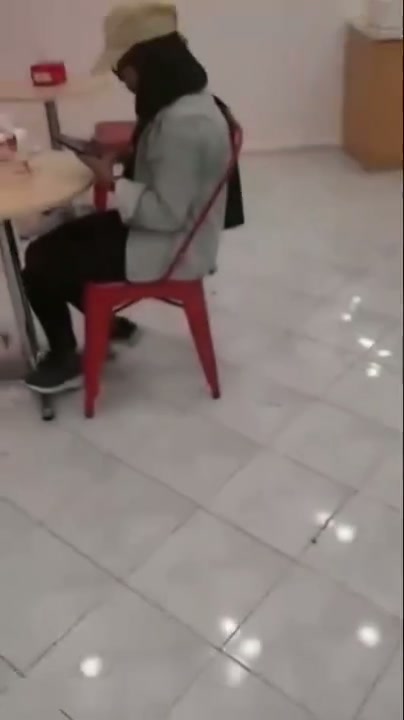 Bokep ABG Jilbab Baru Kenalan Di Mixue Di Ajak Open BO