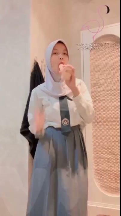 Panya hijab pulan sekolah colmek.mp4