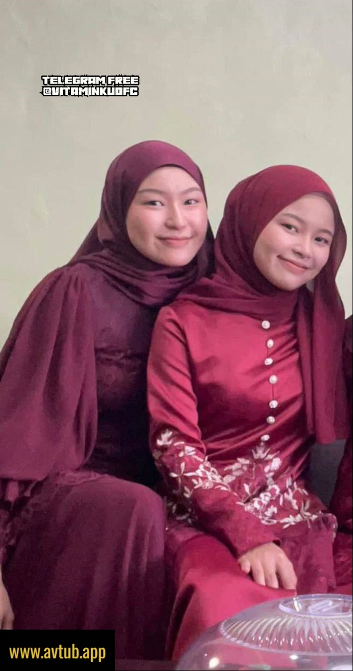 hijab malay doggy crot dalem