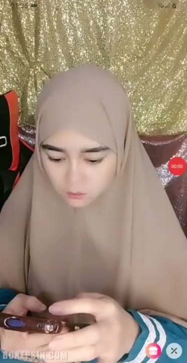 - Bokep Indo Arunika Hijaber Sange Colok Memek - PlayBokep ts