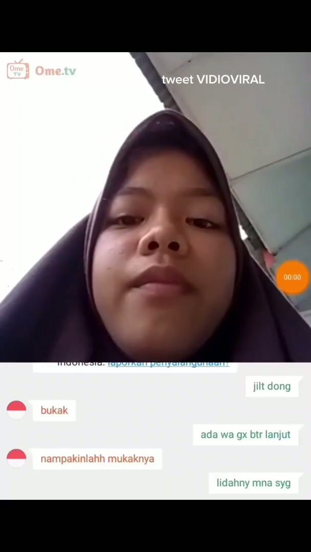 Ome Tv Gadis Pramuka Binal Nunjukin Memek.mp4