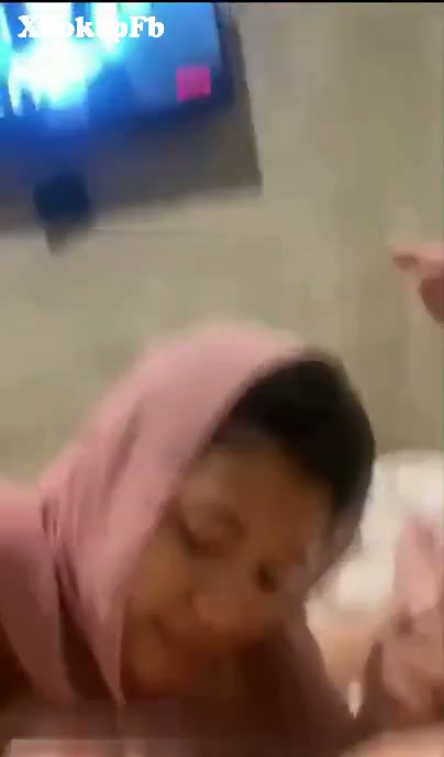 Bokep open bo cewek jilbab crot dimuka - XbokepFb