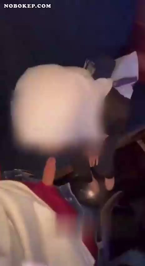 ajakin temen Kantor Hijab Karaoke