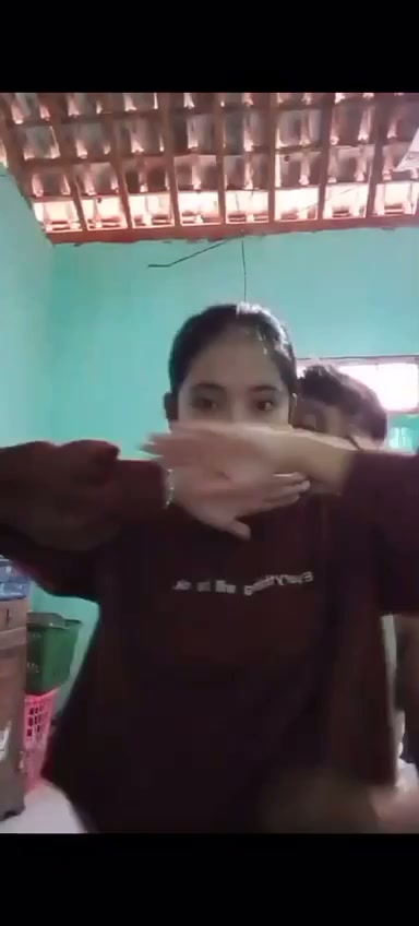 rumah lagi sepi kesempatan ajak ayang ngewe - DoodStream.mp4