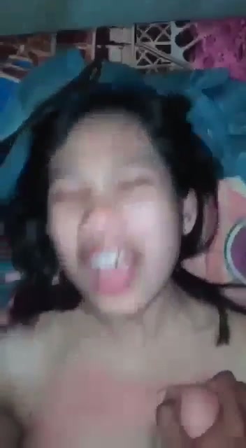 Gadis remaja pecah Perawan