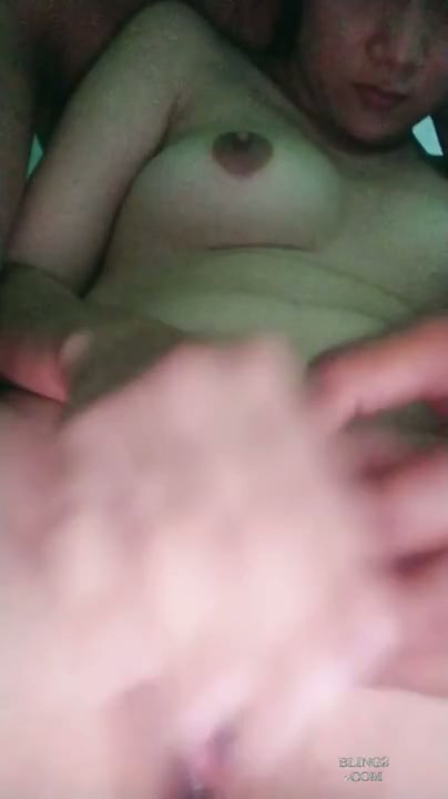 Gak tahan liat body adik sendiri