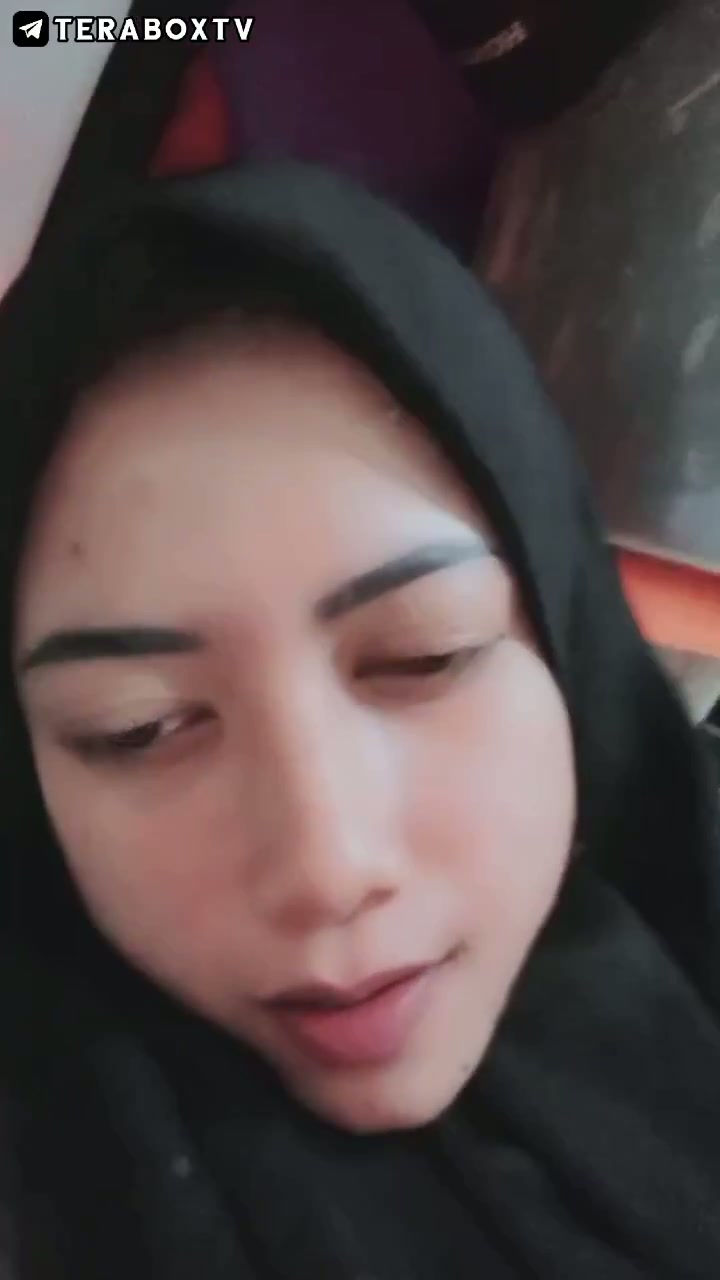 Hijab hitam live bareng kakak