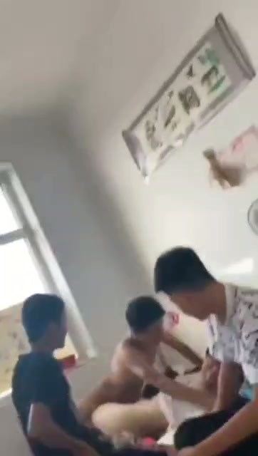 ngajak crush nakal main kerumah pas lagi kosong, malah digilir gengnya.mp4