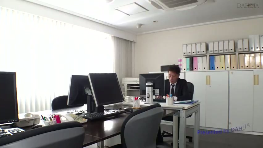 [ Jav Sub Indo ] Seorang wanita yang kesal ketika saya menelepon layanan kesehatan persalinan. Seorang wanita yang menggunakan rahasia sekretaris berdada tinggi dan mahal untuk memutarbalikkan geng arogan dan menyerah pada asimilasinya. Asami Shio