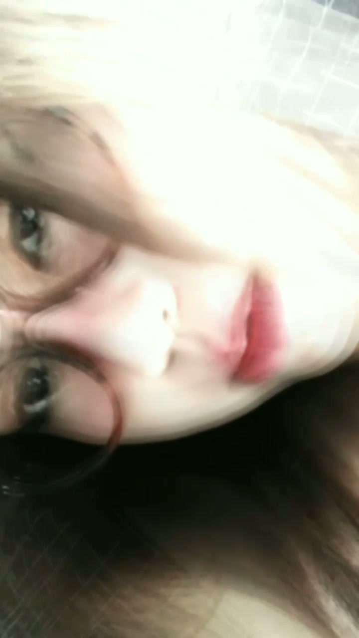 Sherly Melinda Cantik Omek Manja - (10.).mp4