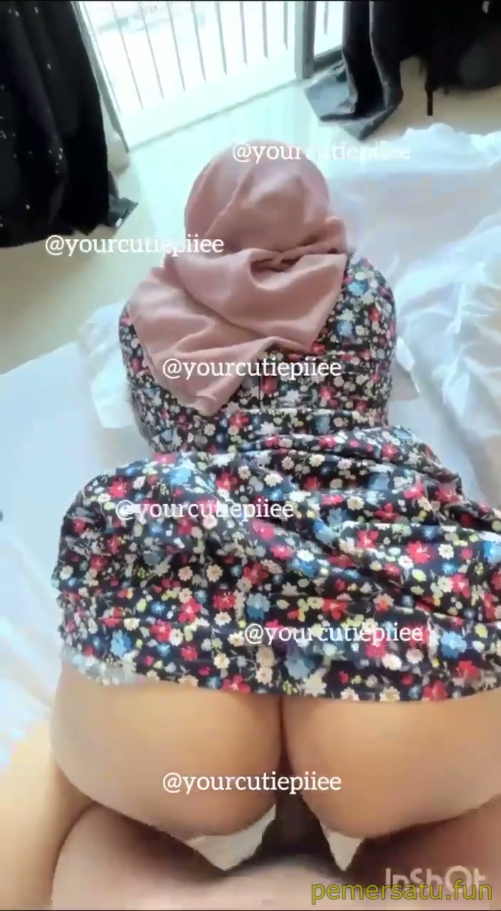 entot memek hijab montok pantat gede di apartment.mp4