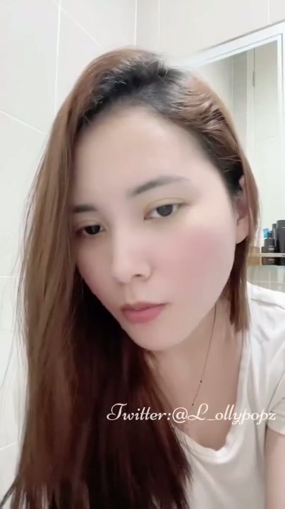 Konten Miss Kay Interaktif Minta di Temenin Kalian Mandi - BOKEPID