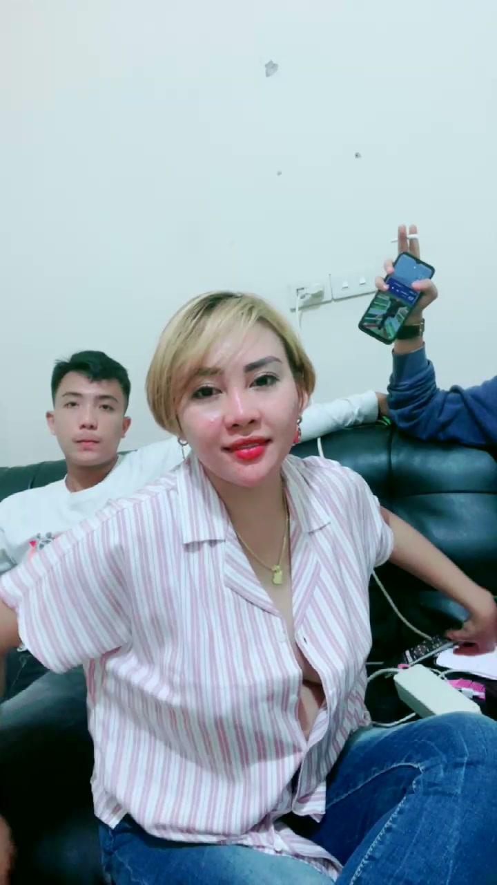 LIADANI DAN BESTIE KENDHO!