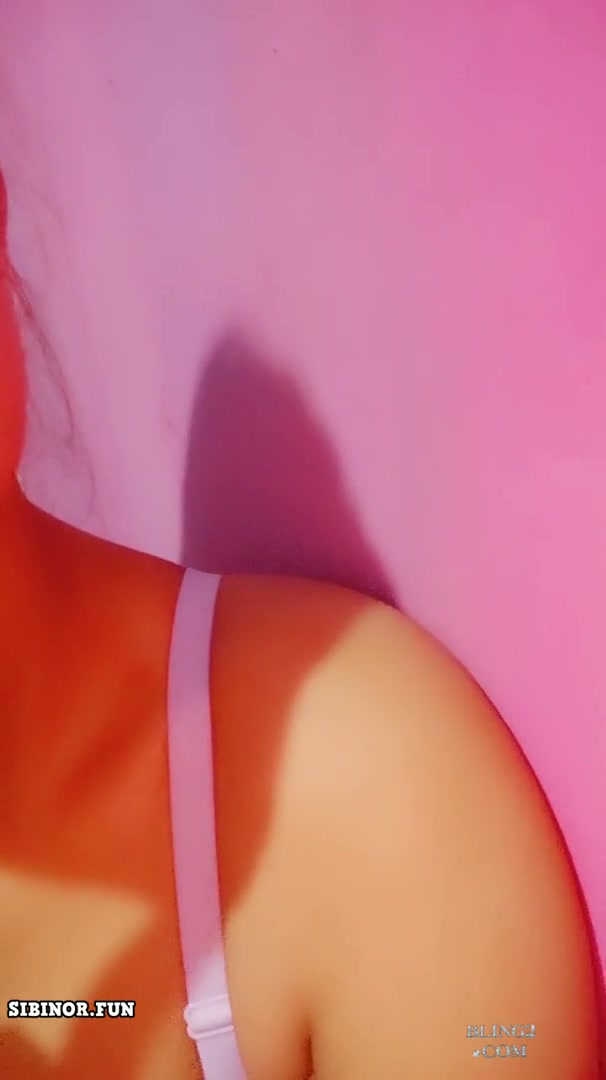 Mbak FanyFany BLING2 Paling Suka Jilmek Gini.mp4