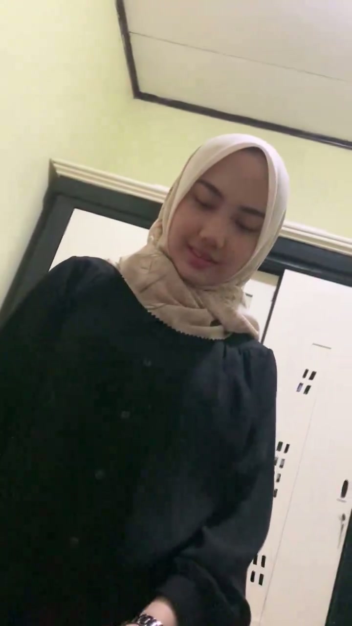 Hijab Viral miss DV (11).mp4