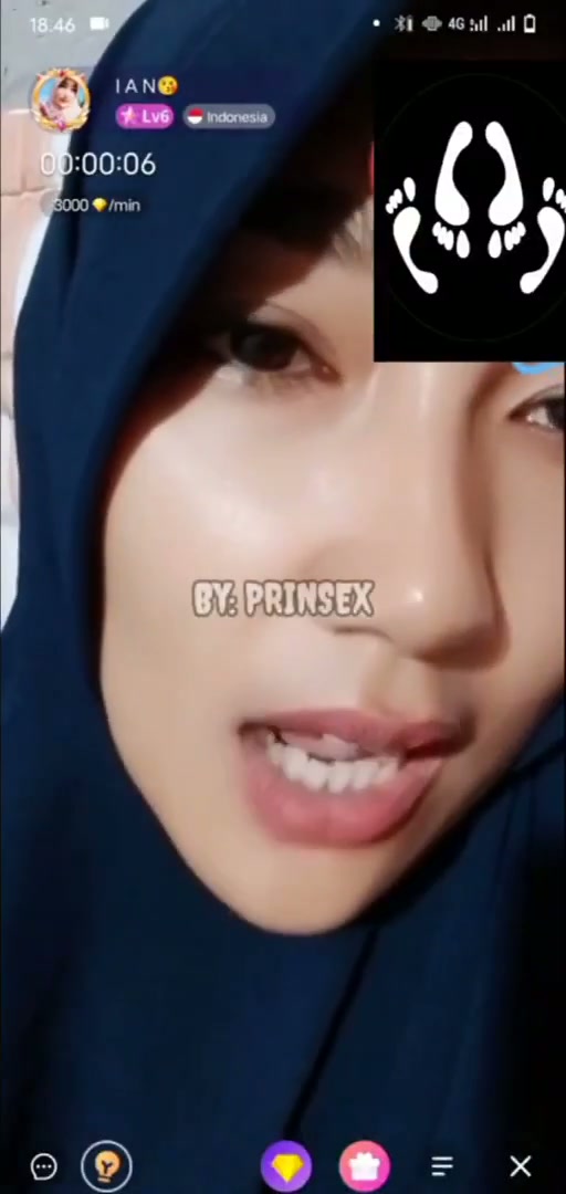 VCS Mbak Ian Hijabers Sange Minta di Temenin Crot Nih - AVTub.mp4