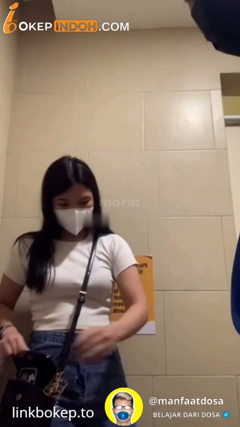 - Viral Dua ABG Nekat Wikwik Di Toilet Mall - .mp4
