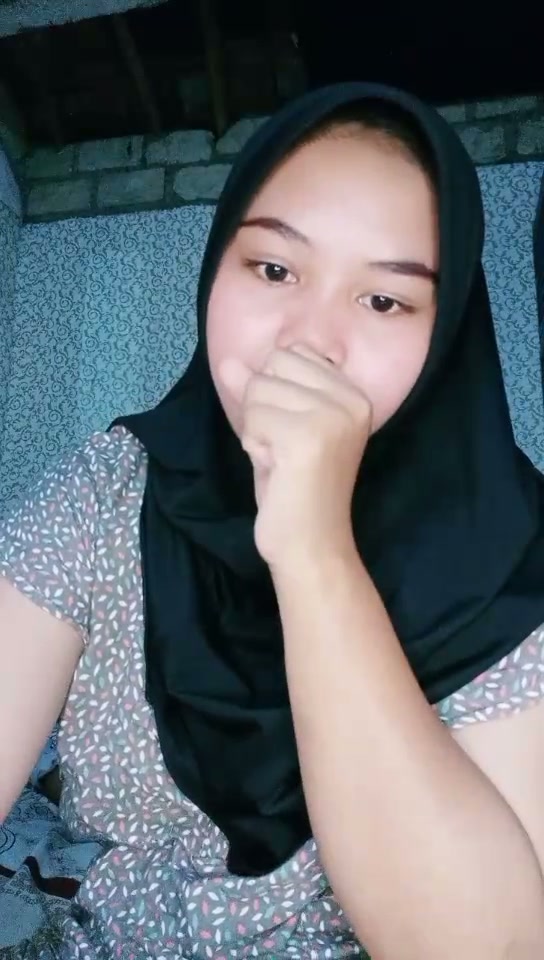 30% UKHGTY. 70% B!NAL PARAH. BEGITU BUKA JILBOBB CANTIK BENER NIH SI SARI