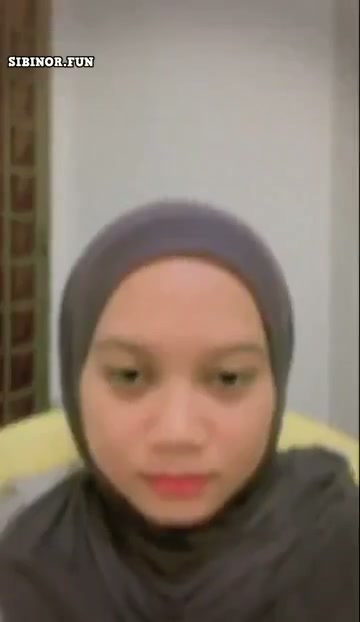 Pap Uting Dari Adik Kelas Mimiy Hijabers Sange Emut Anu.mp4