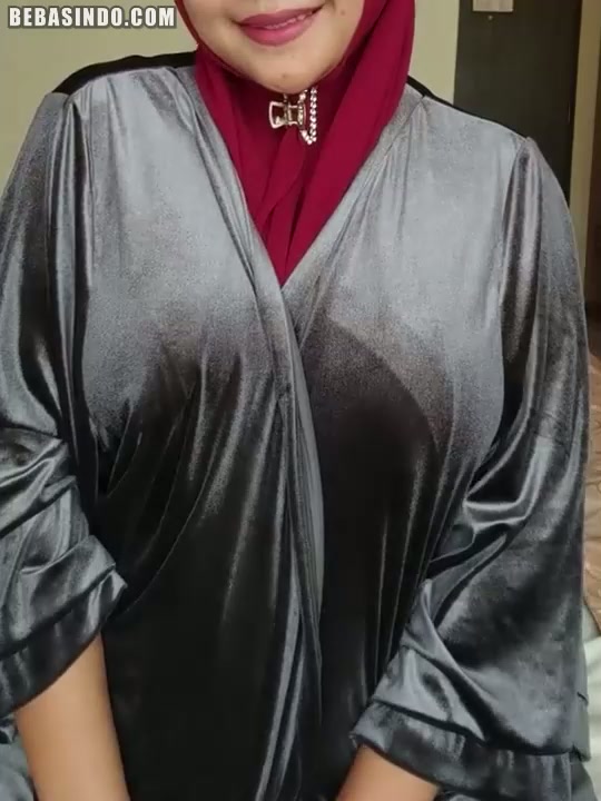 Bokep Umi Montok Hijab Merah Colok Memek - BOKEPSIN COM - Video Bokep Mesum Viral Indo Streaming Terbaru