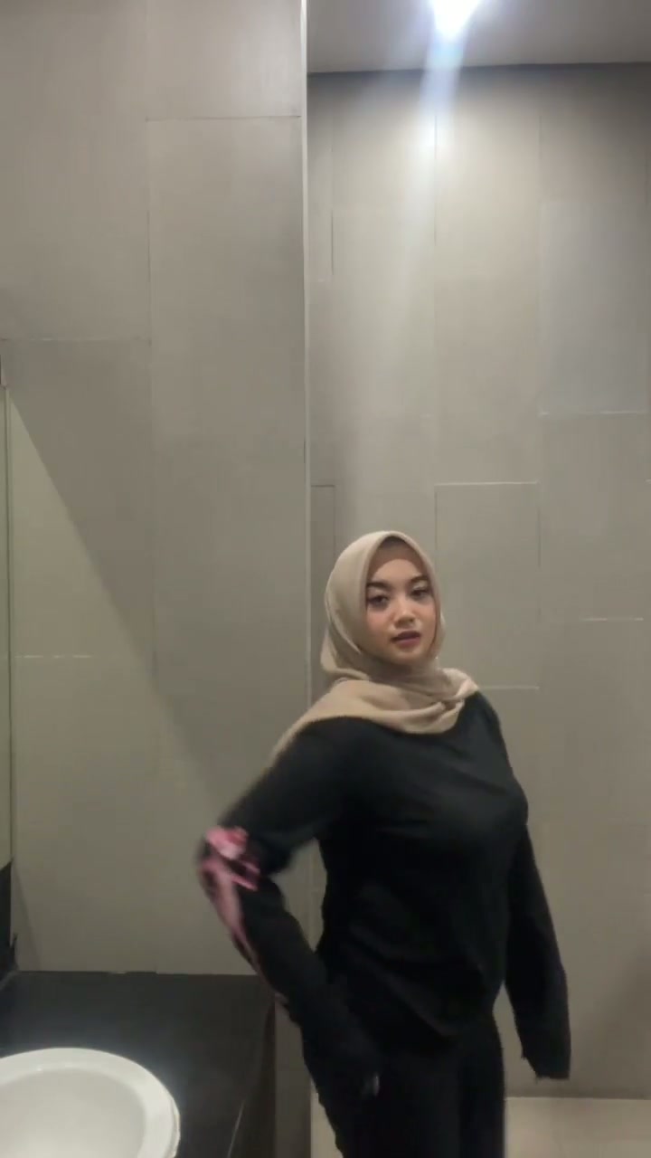 Awek malay tudung indo jilbab viral tiktok melayu_12.mp4