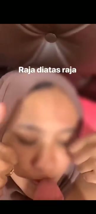 Ukhti Crot di muka Kenikmatan