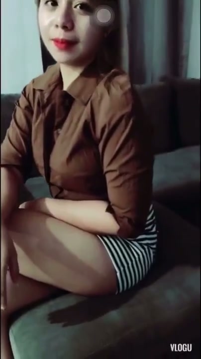 Tante Cantik Hobi Ngentot Dengan Lelaki Hidung belang.Mp4