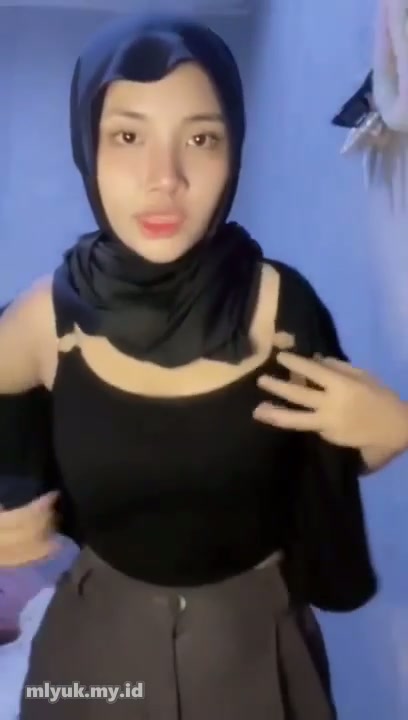 Konten_Viral_Remaja_Hijab_Imut_-_Lulustream.mp4