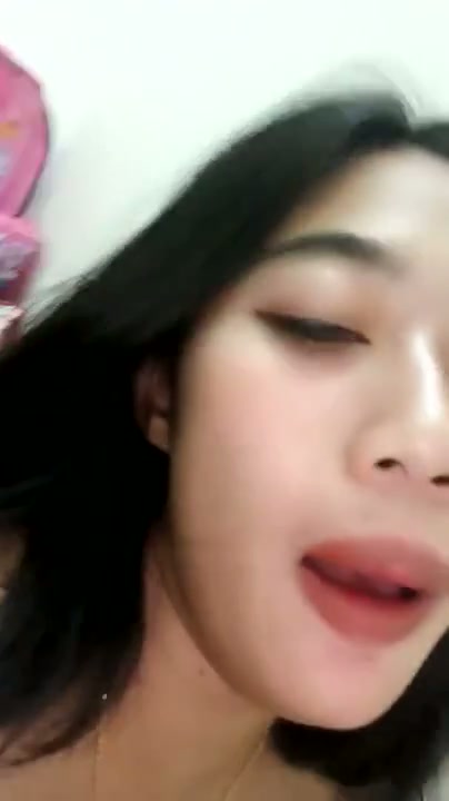 Verina Si Tante Cantik Main Bareng Temannya di Kosan