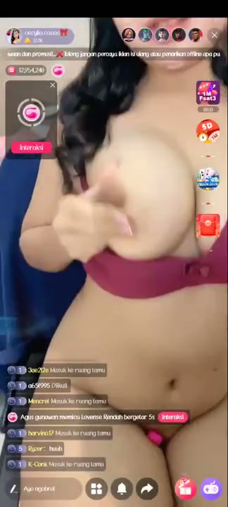 2 Cecylia.Caca Gadis Cantik Banget Body Sempurna Doyan Colmek