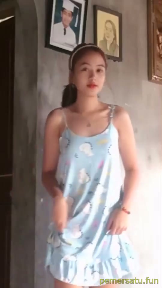 Dedek gemes c0lmek sampe cr0t parah