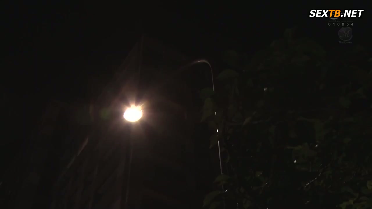 Bos Wanita Nakal dan Angkuh Ini Mengambil Tempat Suaminya Dan Dengan Malu Menangani Tuntutan Yang Diajukan Terhadapnya. Bajingan Korup Ini Memasang Vibrator Pada Wanita Yang Sudah Menikah Ini, Dan Membuatnya Meminta Maaf Dan Cum, Berkali-kali. Reiko Kobay