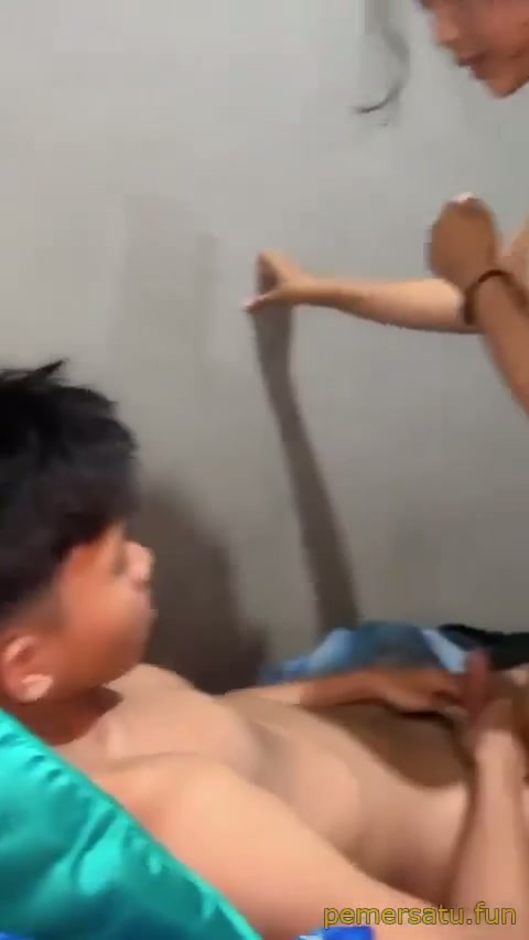 Bokep Indo Nica SMA Montok Toge Colmek 01