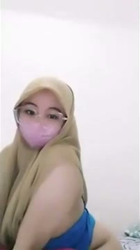 Ukhti Hijab Coklat Pamer Toket Gede hijab jilbab masker kacamata pawg remastetek nyusu paizuri pawg ayamkampus - BOKEPSIN