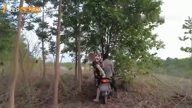 Bokep Indo Prank Ajakin Ngewe Petani Pemilik Kebun